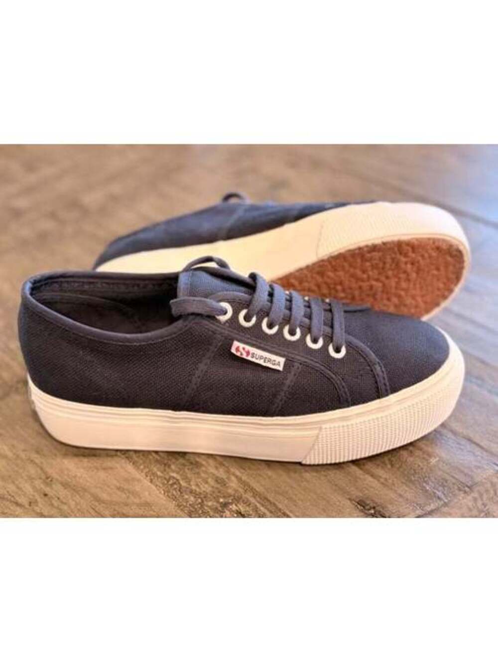 Mens/ Woman's Superga Sneakers